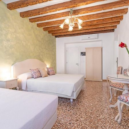 Residenza San Silvestro Hotel Venice Exterior photo