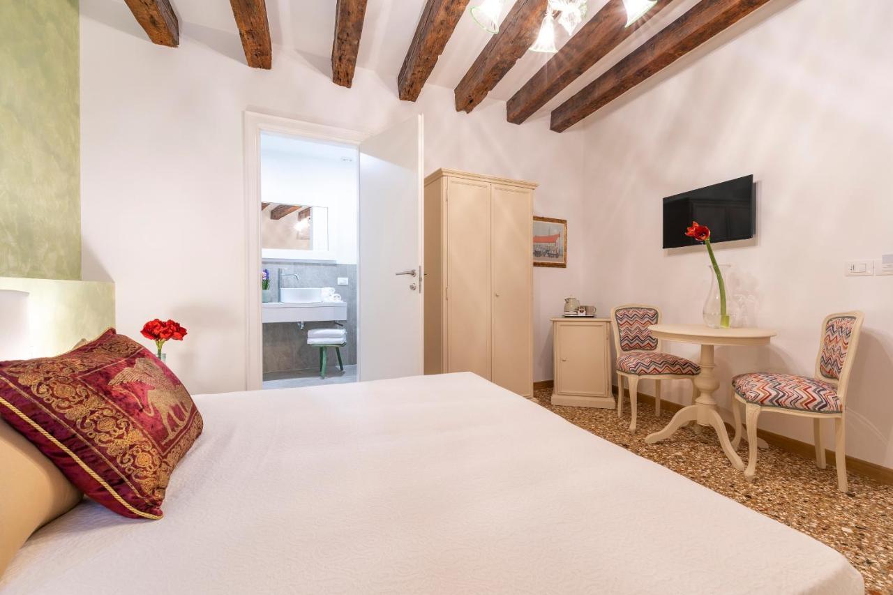 Residenza San Silvestro Hotel Venice Exterior photo